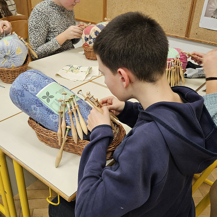 Šolsko tekmovanje v klekljanju