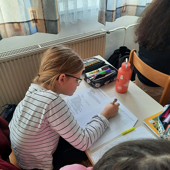 Skok v prihodnost po izkušnje – akcija šolskega otroškega parlamenta (5. del)
